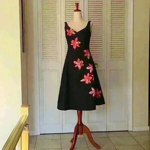 NWOT Kate Spade new without tag Black Tiger Lily Applique Fit & Flare Dress sz 4